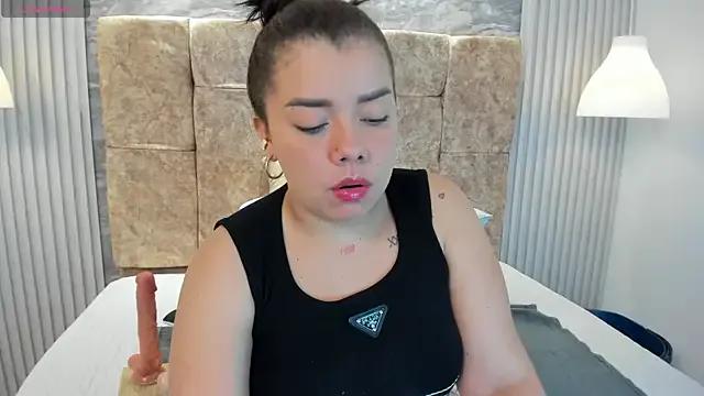 leilapons on StripChat 