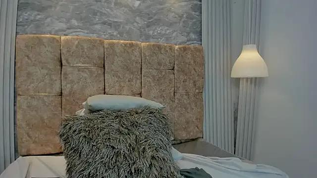 leilapons on StripChat 