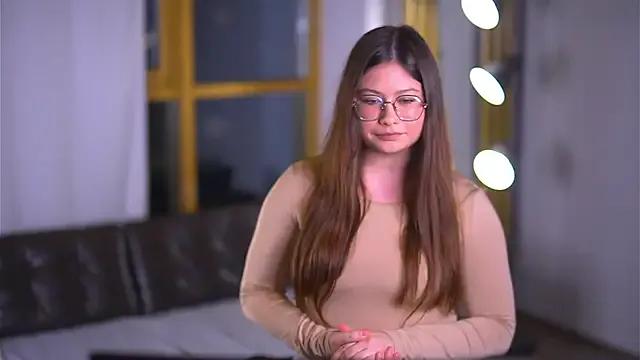 LeliaPeeler on StripChat 