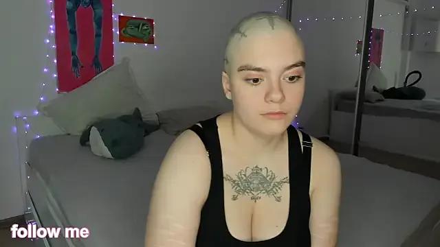 StripChat len_be is Freechat len_be — Taking my dress off