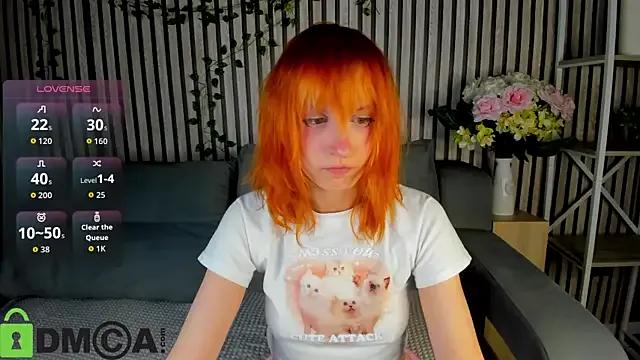 StripChat Little_Chips is Freechat Little_Chips — flash boobs