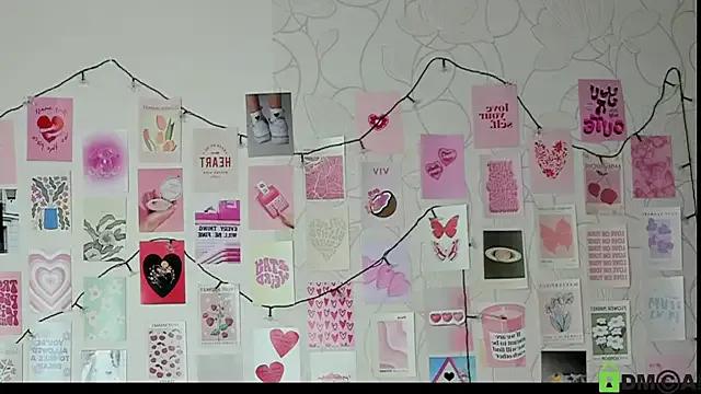 little_radiant_sun on StripChat 