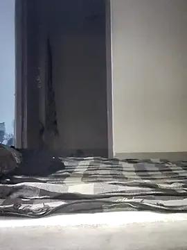 StripChat Love_bitsss is Freechat Love_bitsss — Nude dance in public live