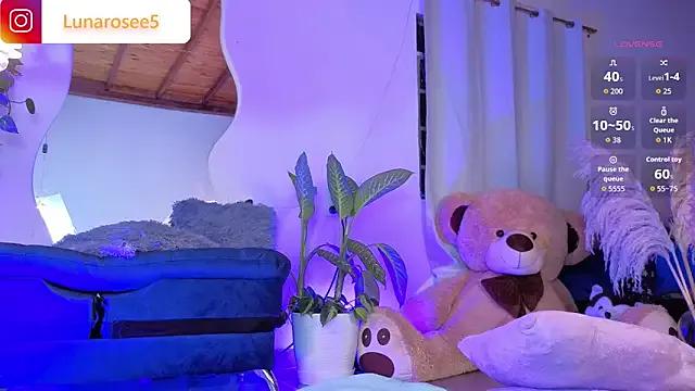 StripChat LunaRose5 is Freechat LunaRose5 — ducha caliente+control lush