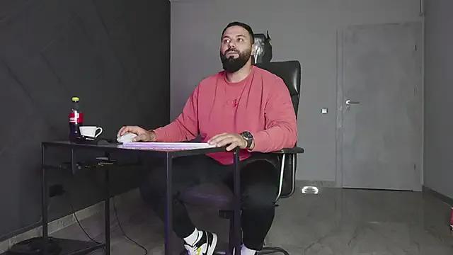 mattmasterss on StripChat 