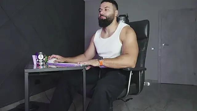 mattmasterss on StripChat 