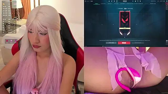 MiaVoss — I want you to shove your cock inside me!