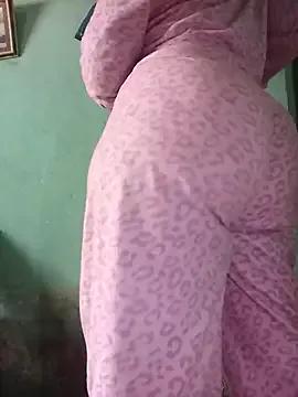 StripChat Qtee4 is Freechat Qtee4 — Morning babe