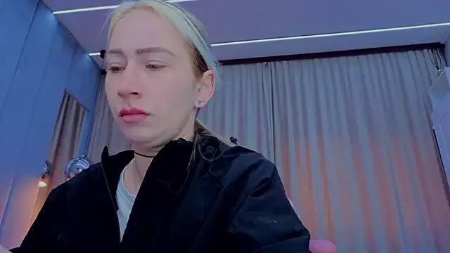 StripChat Reina_Cummings is Freechat Reina_Cummings — 222,444,666,1111 cum ... for DADDY