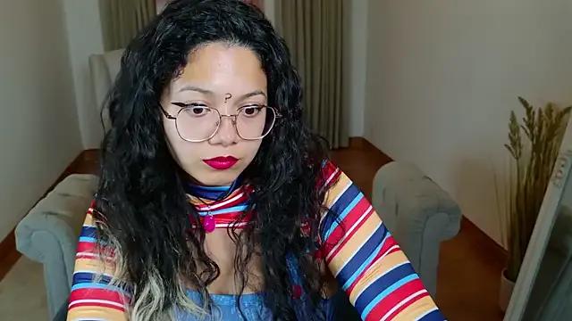 SelenaBlumX on StripChat 