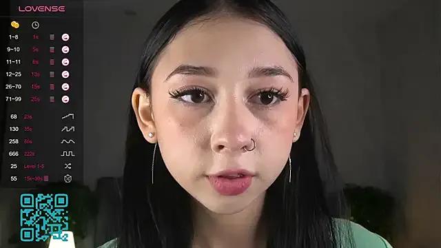 Sssonya on StripChat 