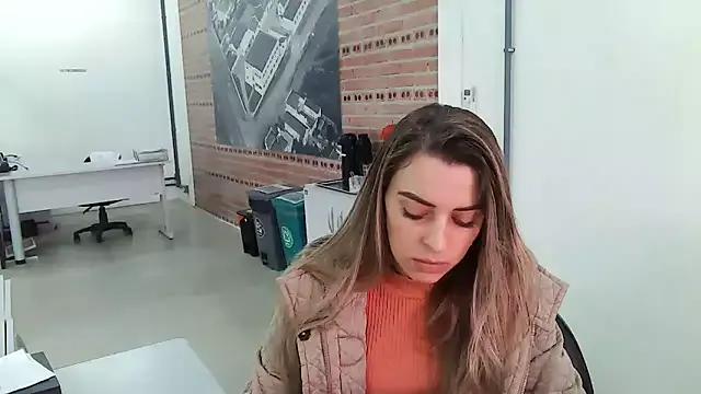 SweetGraciosa on StripChat 