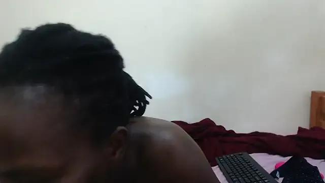 Sweetslender on StripChat 