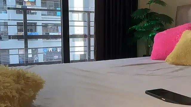 Wow-nisha on StripChat 